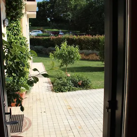 Bed & Breakfast La Casetta Del Tiglio 2*