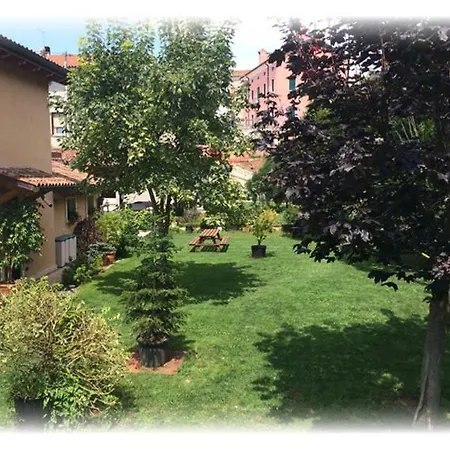 La Casetta Del Tiglio Bed & Breakfast